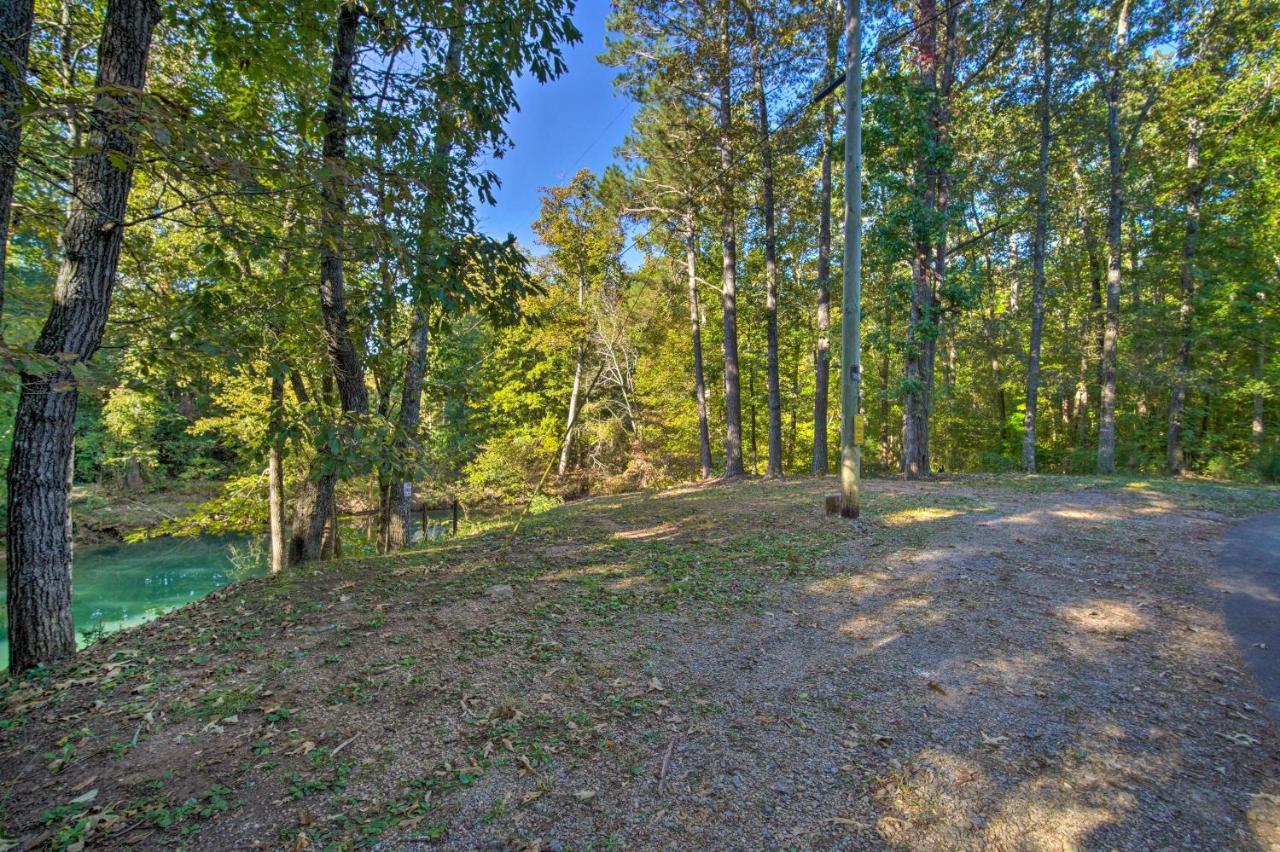The Treehouse Cabin Creekside Home With Hot Tub! Summerville Exteriör bild
