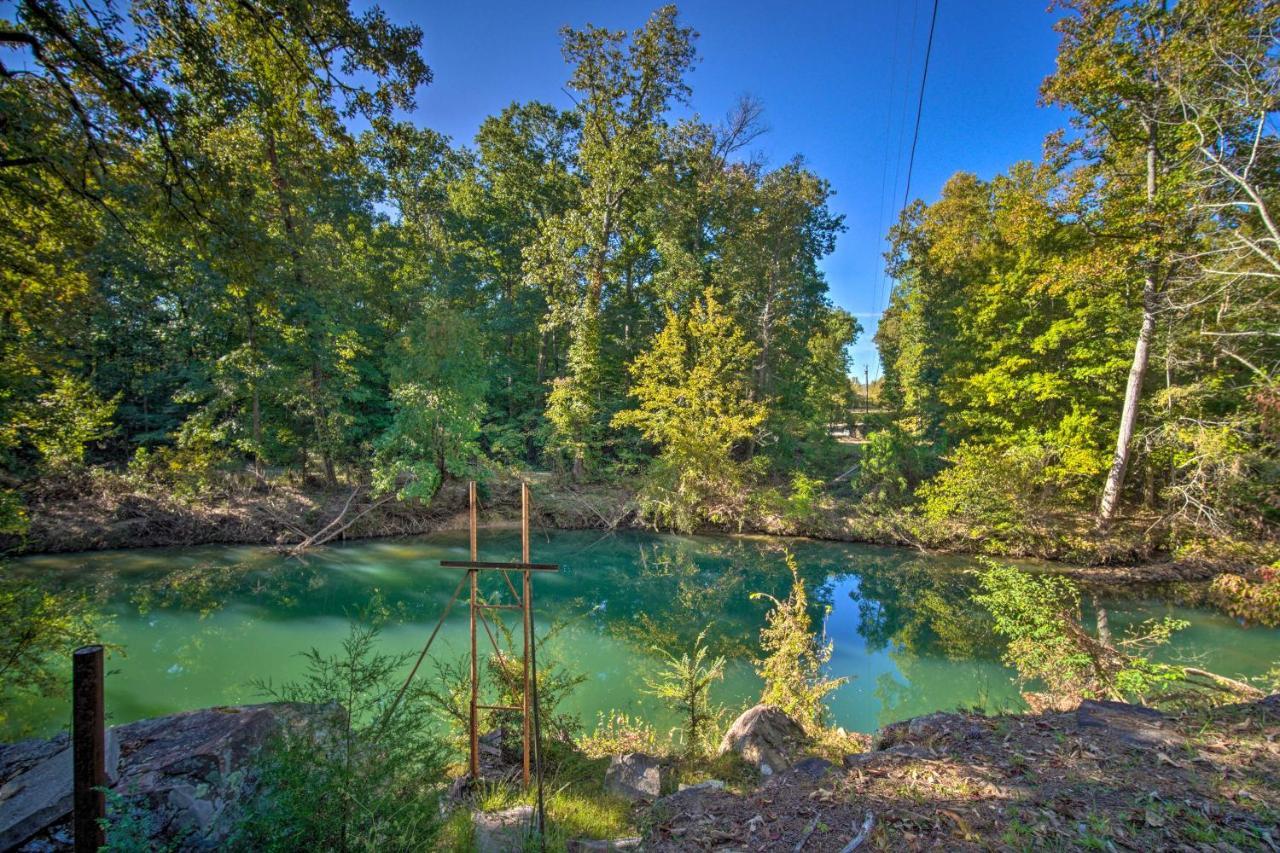 The Treehouse Cabin Creekside Home With Hot Tub! Summerville Exteriör bild