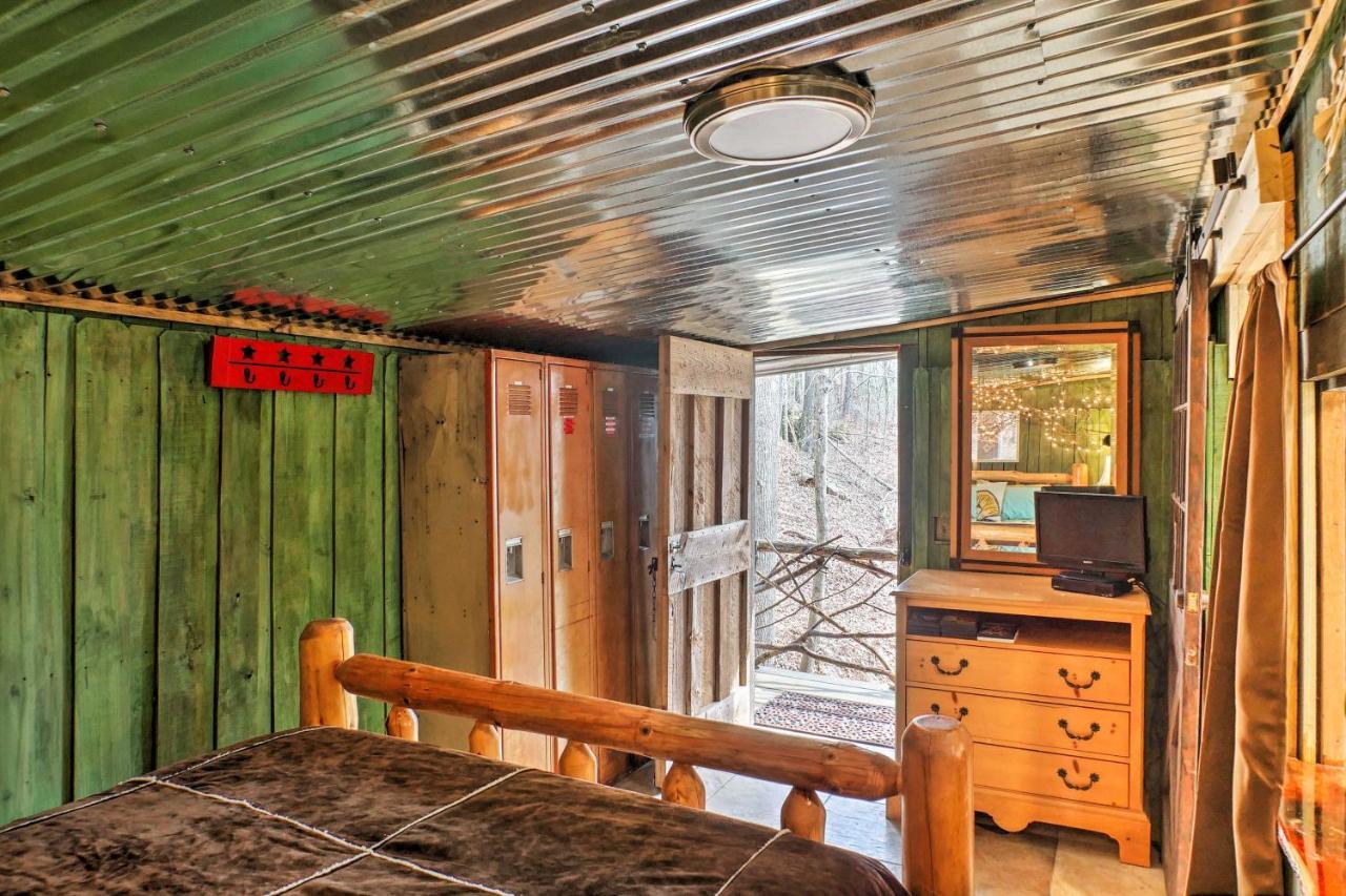 The Treehouse Cabin Creekside Home With Hot Tub! Summerville Exteriör bild