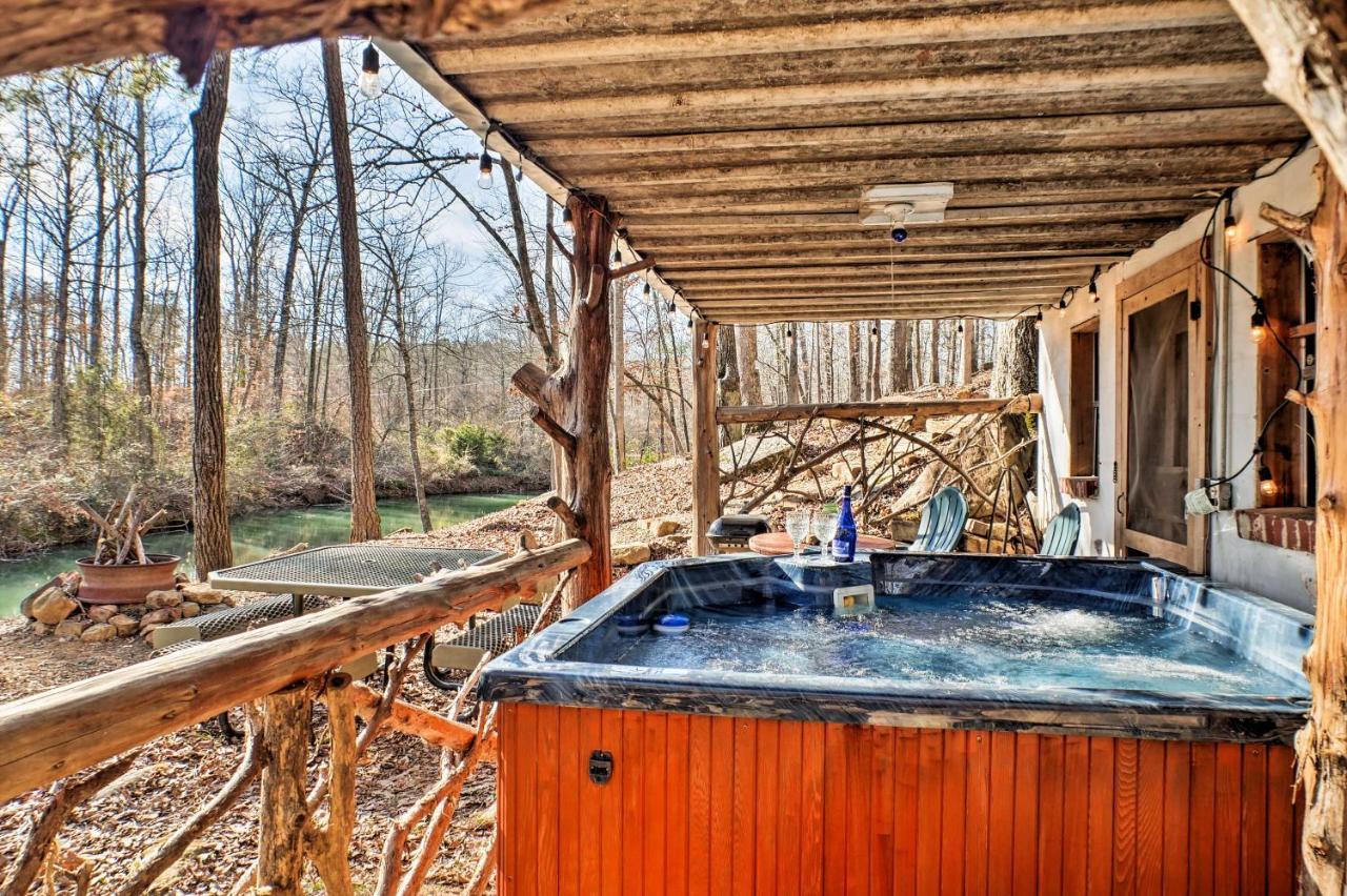 The Treehouse Cabin Creekside Home With Hot Tub! Summerville Exteriör bild